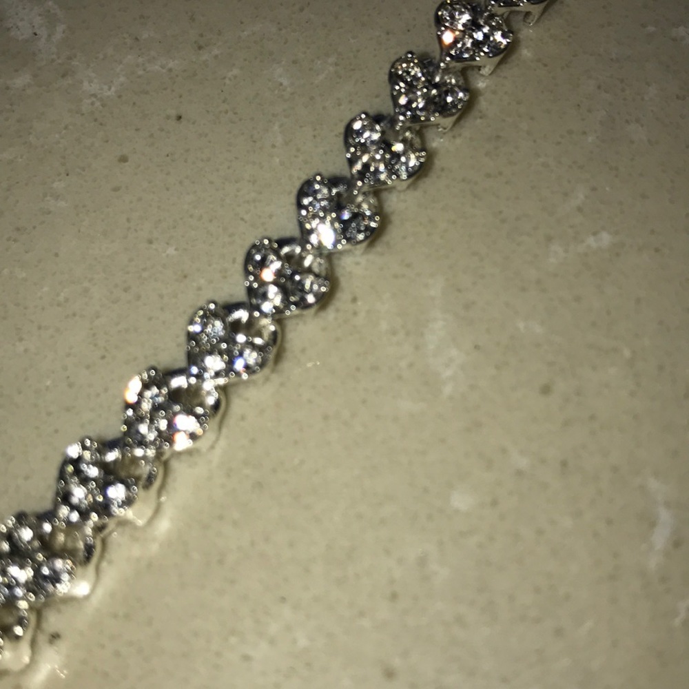 Just In ✨CZ Sterling Silver Heart Bracelet - Picture 6 of 10